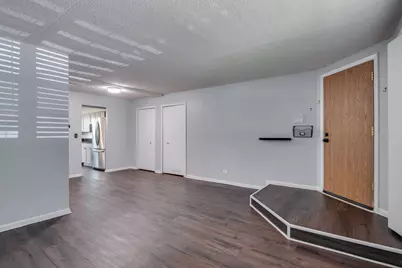 1486 W Jefferson Avenue #D, Naperville, IL 60540 - Photo 9