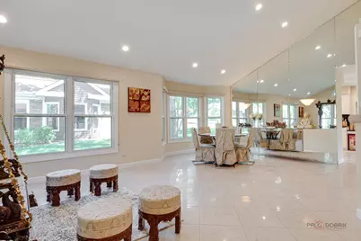 287 Willow Parkway, Buffalo Grove, IL 60089 - Photo 5