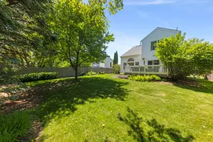 2308 Periwinkle Ct, Naperville, IL 60540 - Photo 23