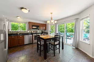 2308 Periwinkle Ct, Naperville, IL 60540 - Photo 7