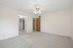5845 Lenox Rd, Lisle, IL 60532 - Photo 3