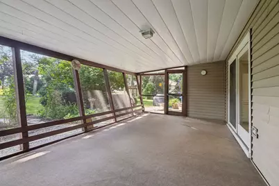 5845 Lenox Road, Lisle, IL 60532 - Photo 11
