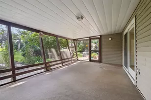 5845 Lenox Rd, Lisle, IL 60532 - Photo 11