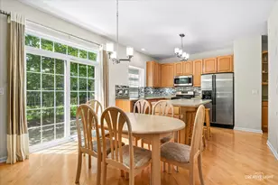 10651 Capitol Ln, Huntley, IL 60142 - Photo 9