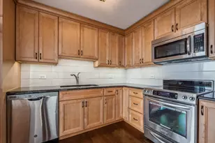 2626 N Lakeview Ave, Chicago, IL 60614 - Photo 7
