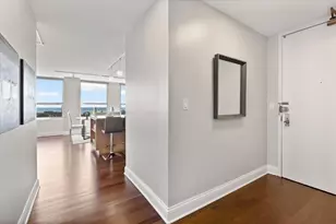 2626 N Lakeview Ave, Chicago, IL 60614 - Photo 17