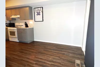270 Butternut Lane, Streamwood, IL 60107 - Photo 7