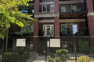 4218 S King Dr, Chicago, IL 60653 - Photo 1