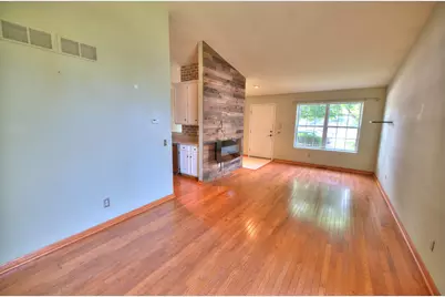 1671 Washington Court, Geneva, IL 60134 - Photo 5