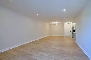 700 Wellington Ave, Elk Grove Village, IL 60007 - Photo 15