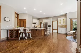 2736 Willow Ridge Dr, Naperville, IL 60564 - Photo 11