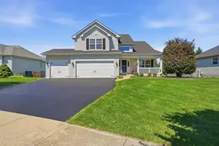 2213 Roaring Creek Dr, Aurora, IL 60503 - Photo 1