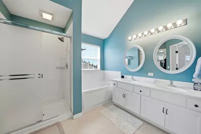 2213 Roaring Creek Drive, Aurora, IL 60503 - Photo 23