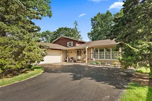 540 Meadow Ave, Frankfort, IL 60423 - Photo 1