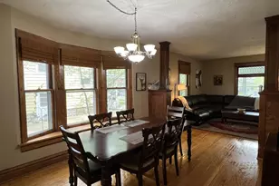 519 Palace St, Aurora, IL 60506 - Photo 9