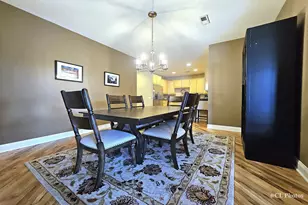 545 W Aldine Ave, Chicago, IL 60657 - Photo 11