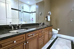 545 W Aldine Ave, Chicago, IL 60657 - Photo 17