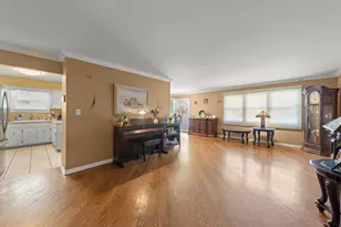 1644 Verdin Ln, Naperville, IL 60565 - Photo 5