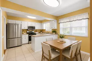 1644 Verdin Ln, Naperville, IL 60565 - Photo 9