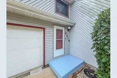 2314 Mulberry Court, Champaign, IL 61821 - Photo 3