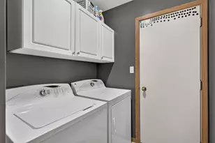 1104 Chicory Ln, Ottawa, IL 61350 - Photo 11