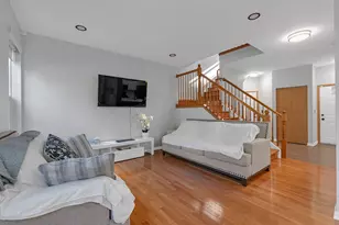 158 N Palmer Dr, Bolingbrook, IL 60490 - Photo 3