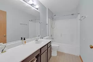 158 N Palmer Dr, Bolingbrook, IL 60490 - Photo 15