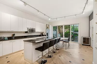 1416 N Cleveland Avenue #1, Chicago, IL 60610 - Photo 5