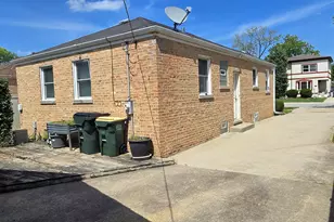 7642 N Osceola Ave, Niles, IL 60714 - Photo 9