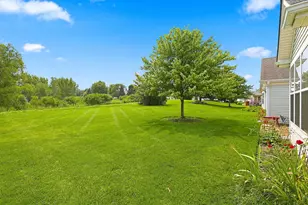 12970 Cold Springs Dr, Huntley, IL 60142 - Photo 29
