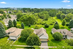 12970 Cold Springs Dr, Huntley, IL 60142 - Photo 3