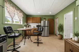 11612 S Lafayette Ave, Chicago, IL 60638 - Photo 3