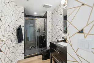 125 E 13th St, Chicago, IL 60605 - Photo 9