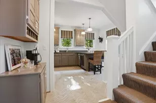 1116 E Monroe St, Bloomington, IL 61701 - Photo 13