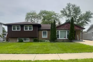 6709 W 88th Pl, Oak Lawn, IL 60453 - Photo 3