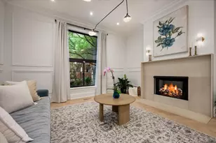 17 E Division St, Chicago, IL 60610 - Photo 3