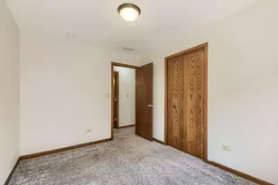 311 Notre Dame Ave, Joliet, IL 60436 - Photo 17