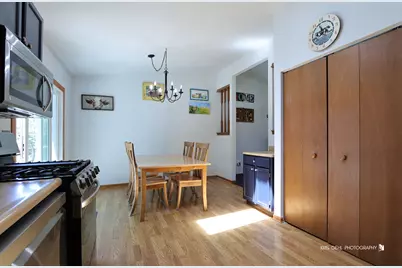 2401 Mallard Drive, Lindenhurst, IL 60046 - Photo 7