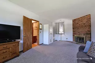 2401 Mallard Dr, Lindenhurst, IL 60046 - Photo 17