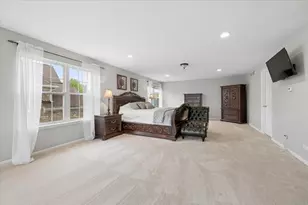 5423 Swan Cir, Hoffman Estates, IL 60192 - Photo 19