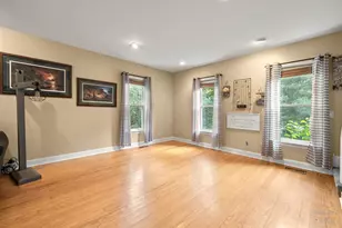 2802 N Ringwood Rd, McHenry, IL 60050 - Photo 15