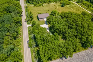 2802 N Ringwood Rd, McHenry, IL 60050 - Photo 51