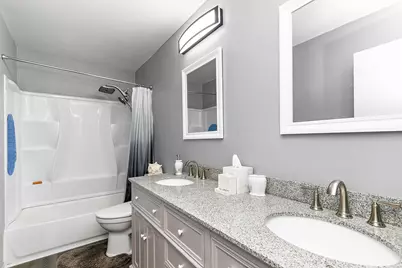 2825 Grissom Court, Woodridge, IL 60517 - Photo 11