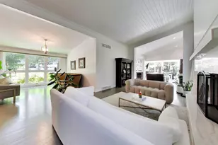 3320 Krenn Ave, Highland Park, IL 60035 - Photo 11