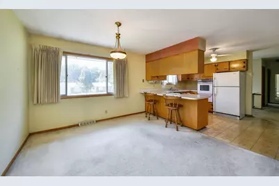 1251 Trillium Court, Batavia, IL 60510 - Photo 3