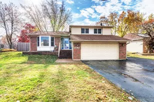 585 Cambridge Way, Bolingbrook, IL 60440 - Photo 1