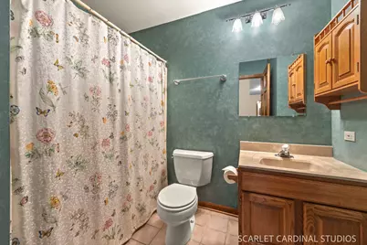 904 Santa Rosa Avenue, Wheaton, IL 60187 - Photo 25