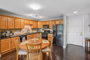 50 N Bokelman St, Roselle, IL 60172 - Photo 5