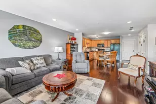 50 N Bokelman St, Roselle, IL 60172 - Photo 3