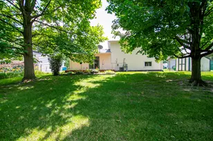 52 Emery Dr, Bourbonnais, IL 60914 - Photo 23